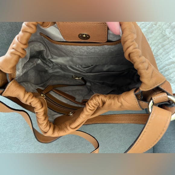 Michael Kors leather shoulder bag - Picture 3 of 4